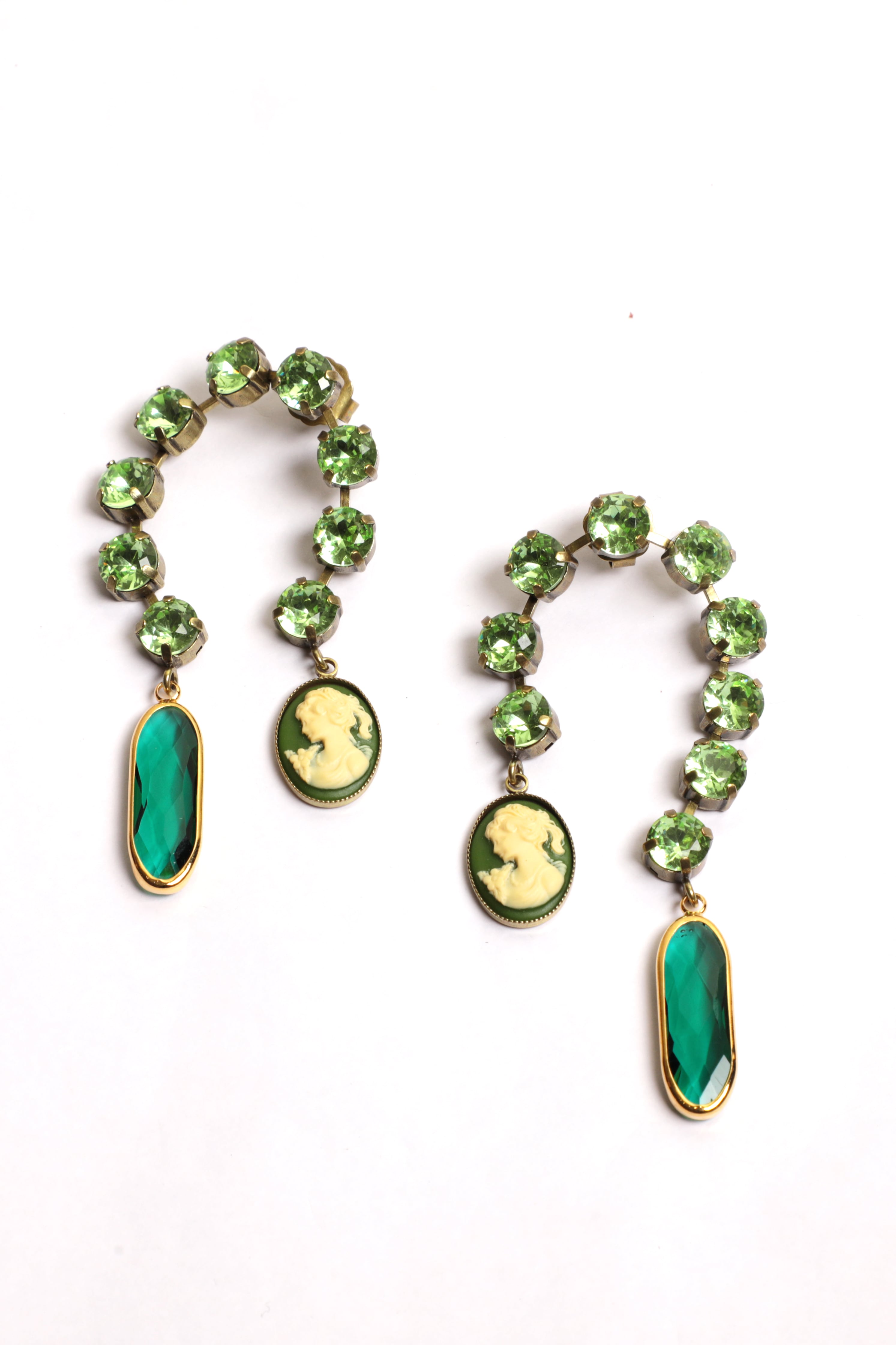 variant: Emerald Green