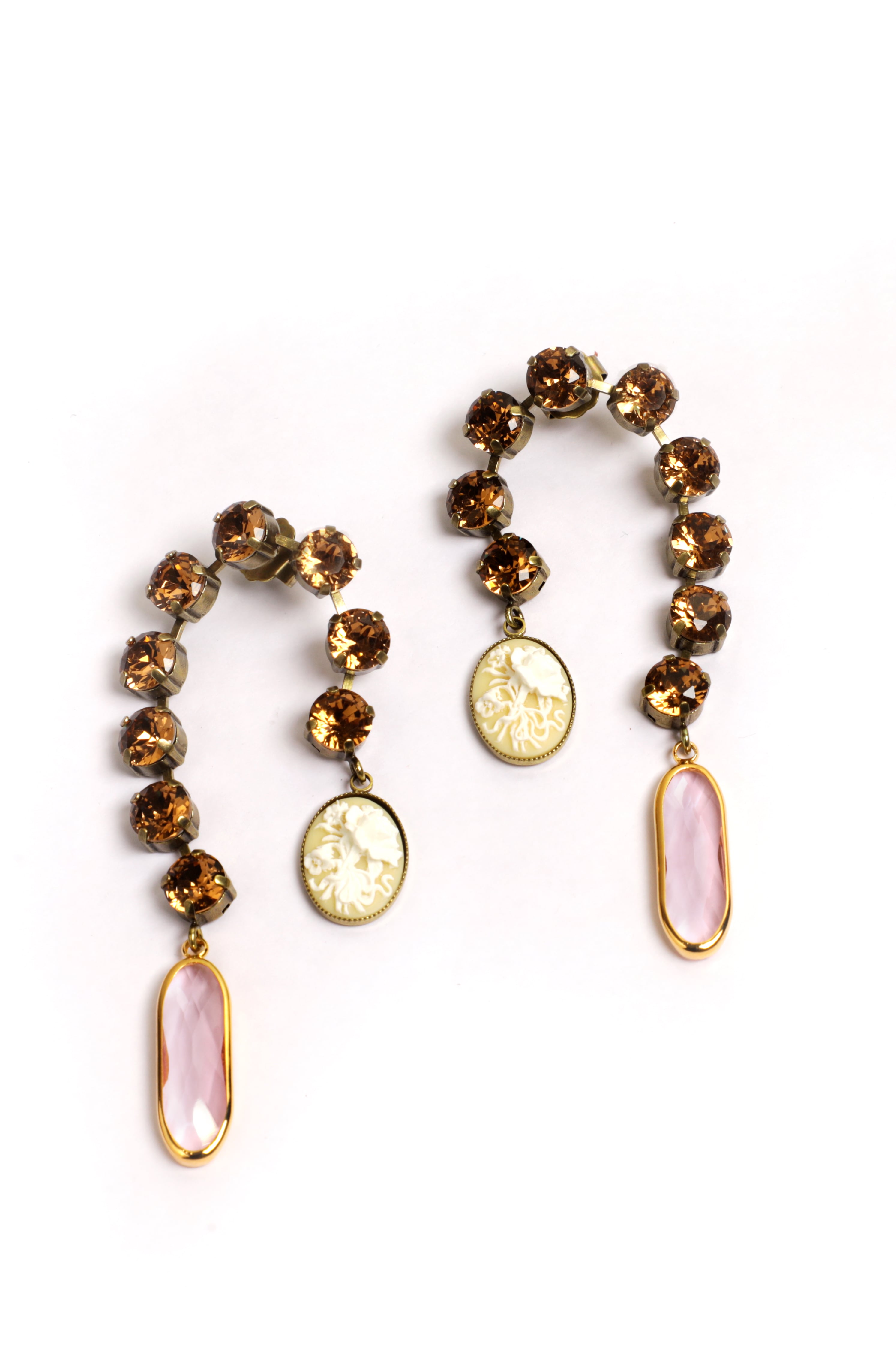 variant: Champagne and Light Pink