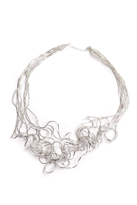 Minimal Silver Cascade Short