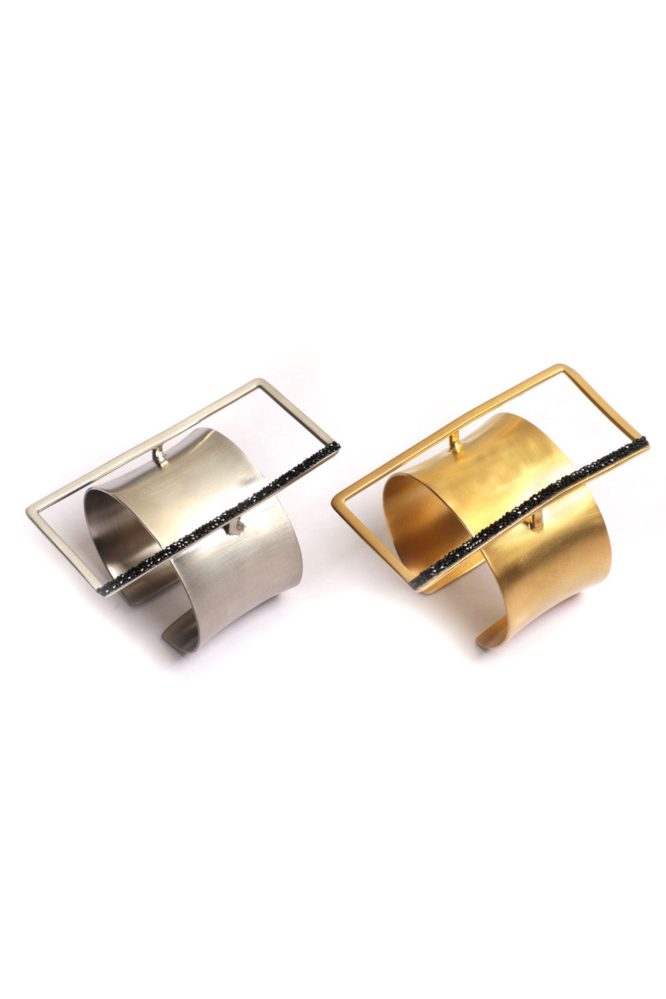 Axis Cuff