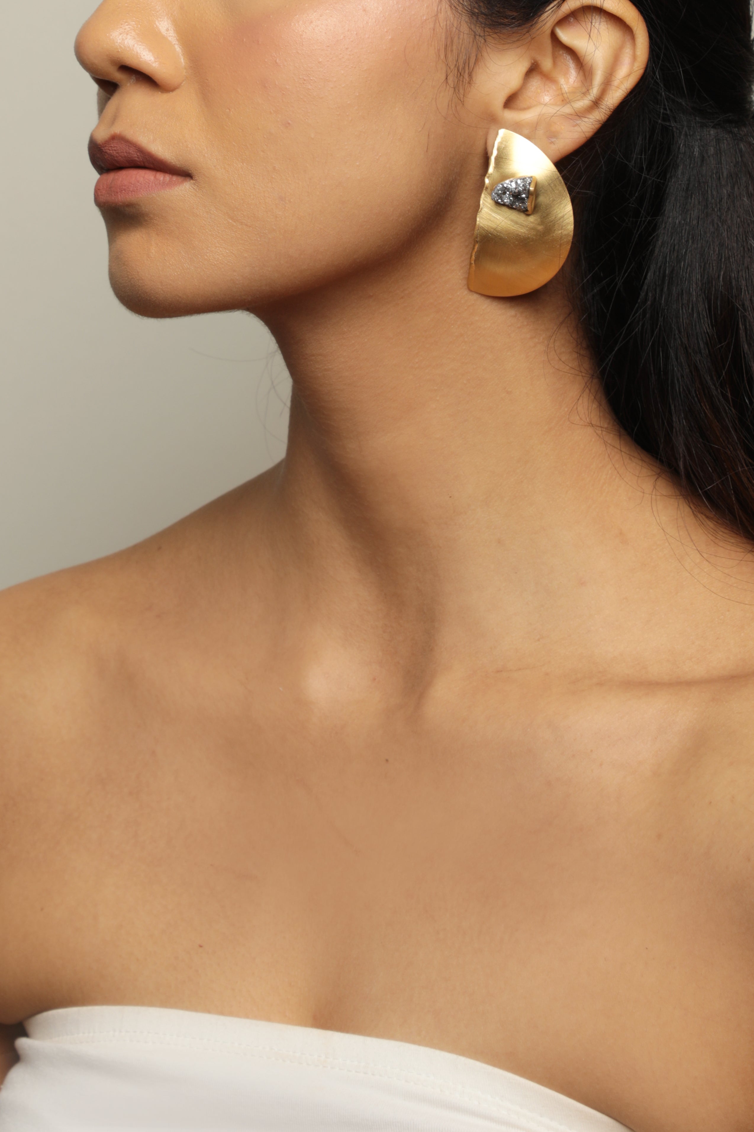 variant: Brushed Gold