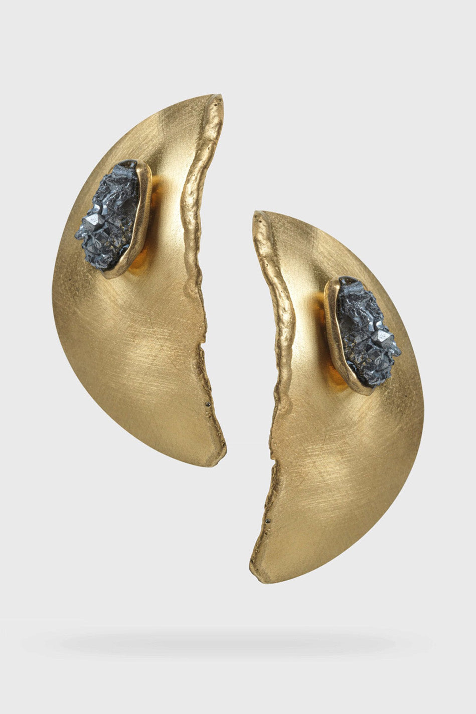 variant: Brushed Gold