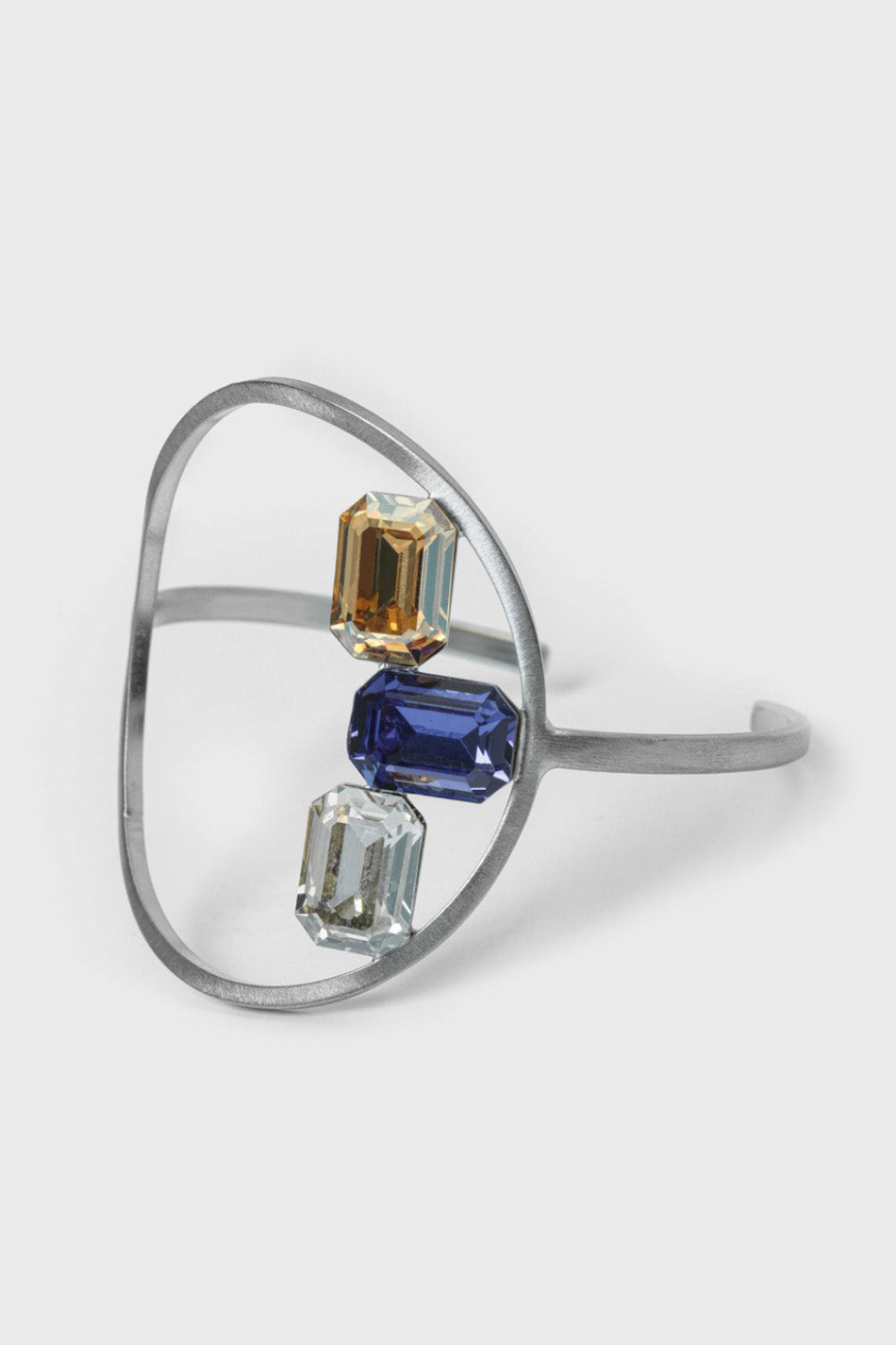 Triastra Torque Cuff